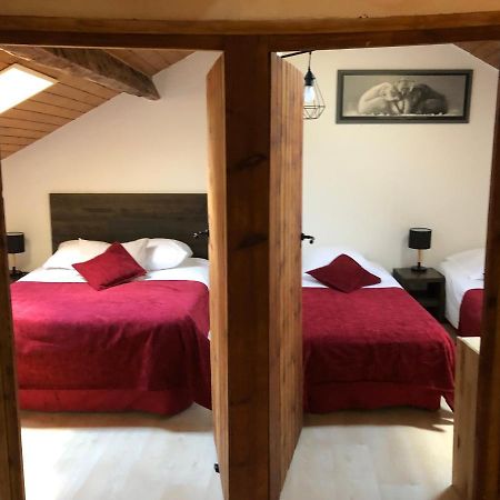 Charmant Appartement Dans Le Village/Coqueto Apartamento En El Pueblecito La Cabanasse Luaran gambar